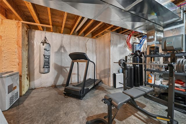 612 Deer Ridge Drive, Atkins, IA 52206