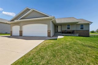 612 Deer Ridge Drive, Atkins, IA 52206