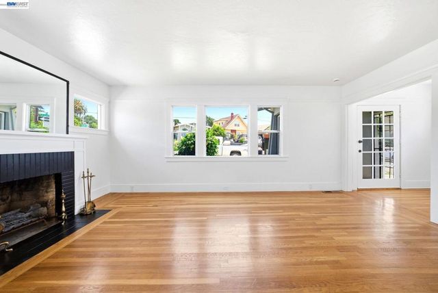 2635 19Th Ave, Oakland, CA 94606