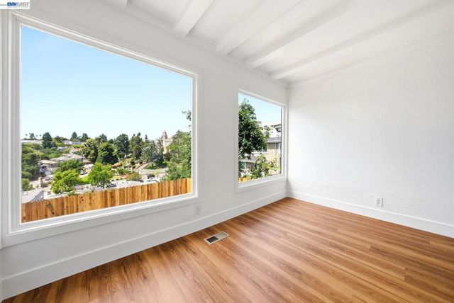 2635 19Th Ave, Oakland, CA 94606
