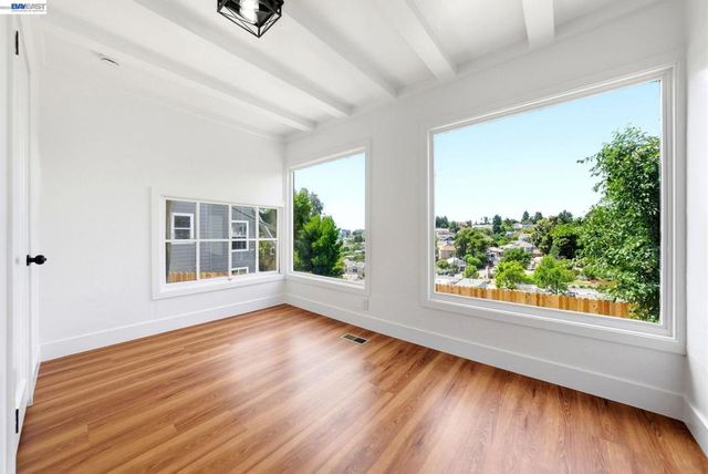 2635 19Th Ave, Oakland, CA 94606