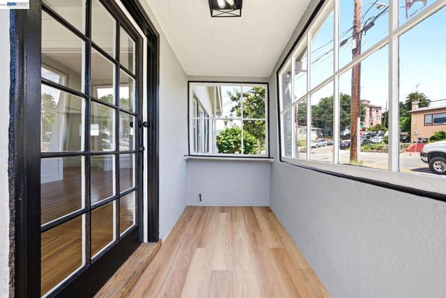 2635 19Th Ave, Oakland, CA 94606
