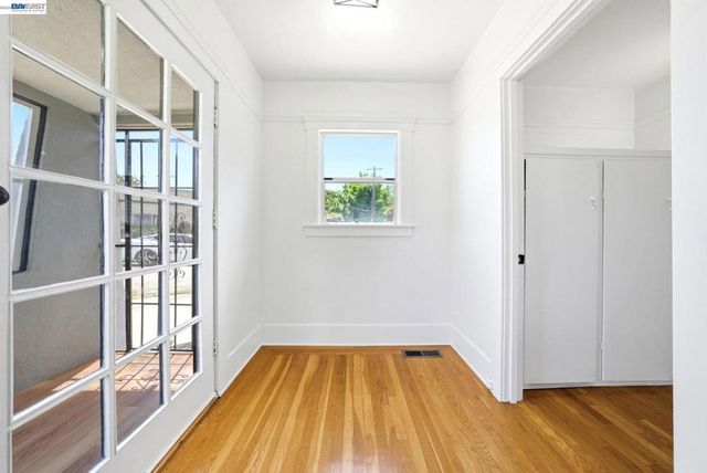 2635 19Th Ave, Oakland, CA 94606