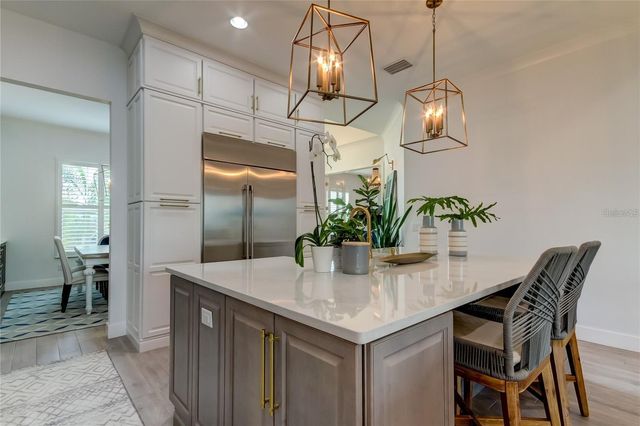 6706 BURLINGTON AVENUE, St Petersburg, FL 33710