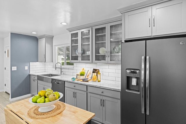 4312 Virgusell Cir, Carmichael, CA 95608