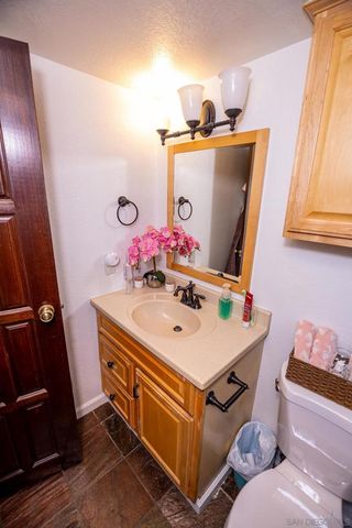 5715 Baltimore Drive 20, La Mesa, CA 91942