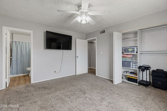 1510 W WICKIEUP Lane, Phoenix, AZ 85027