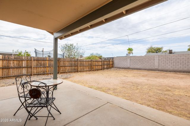 1510 W WICKIEUP Lane, Phoenix, AZ 85027