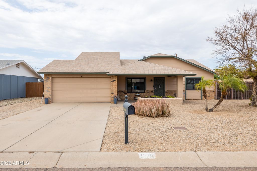 1510 W WICKIEUP Lane, Phoenix, AZ 85027 — photo 3
