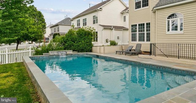521 PAGE ST, Berryville, VA 22611