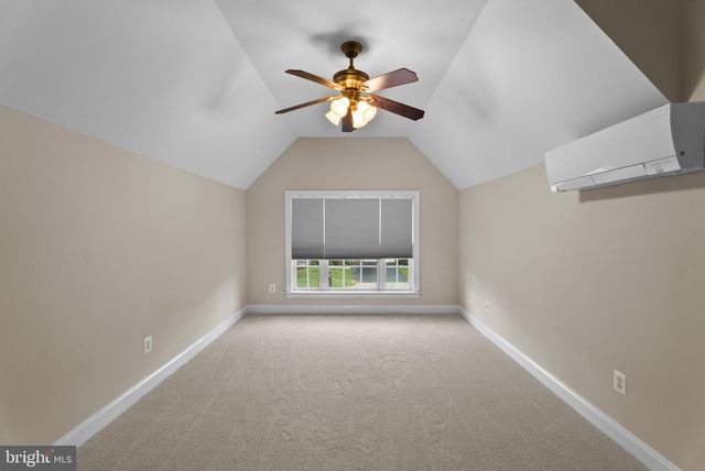 521 PAGE ST, Berryville, VA 22611