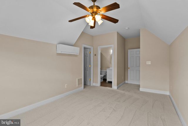 521 PAGE ST, Berryville, VA 22611