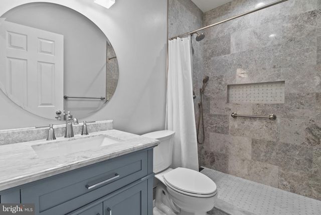 521 PAGE ST, Berryville, VA 22611
