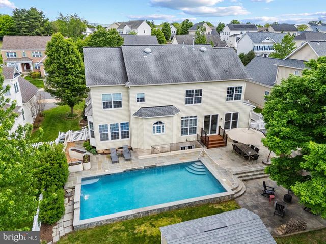 521 PAGE ST, Berryville, VA 22611