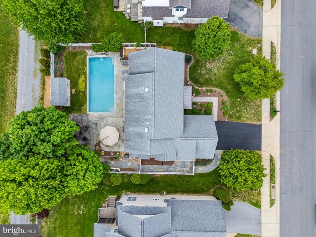 521 PAGE ST, Berryville, VA 22611