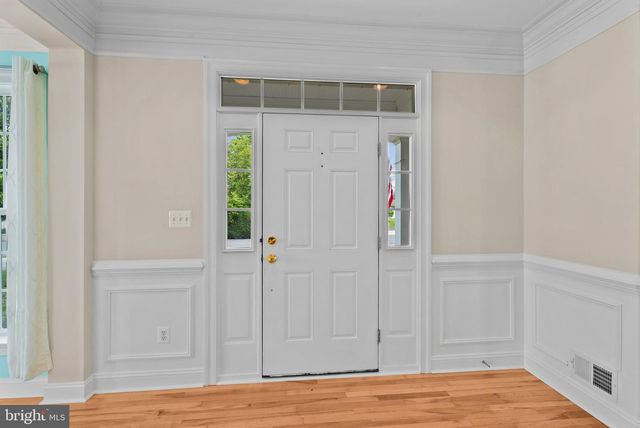521 PAGE ST, Berryville, VA 22611