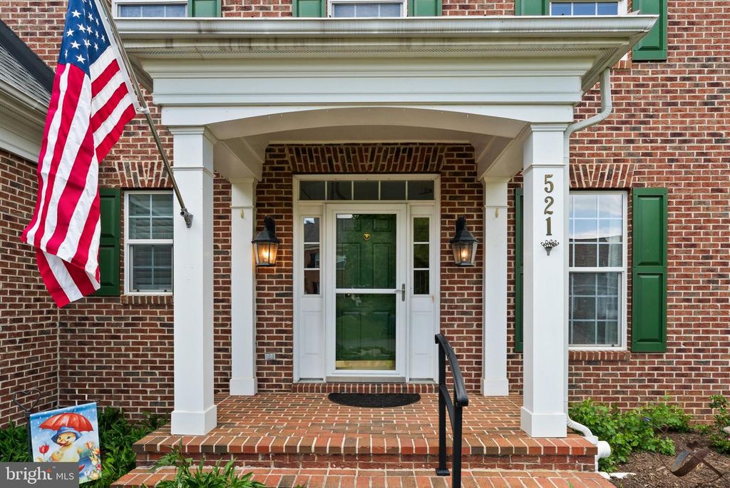 521 PAGE ST, Berryville, VA 22611