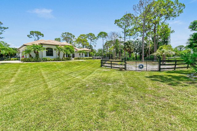 3251 SW Holly Lane, Palm City, FL 34990