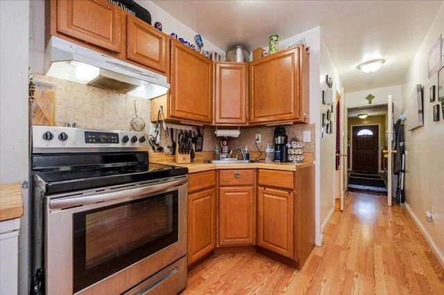 536 Throggs Neck Expressway, Bronx, NY 10465
