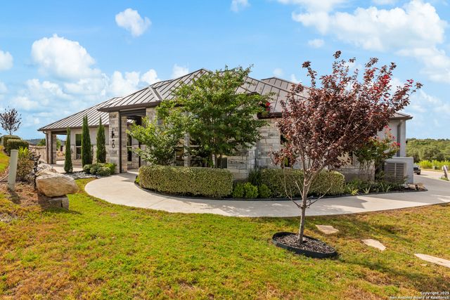 6 DOMINION MDWS, San Antonio, TX 78257