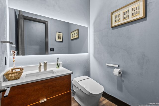 6 DOMINION MDWS, San Antonio, TX 78257
