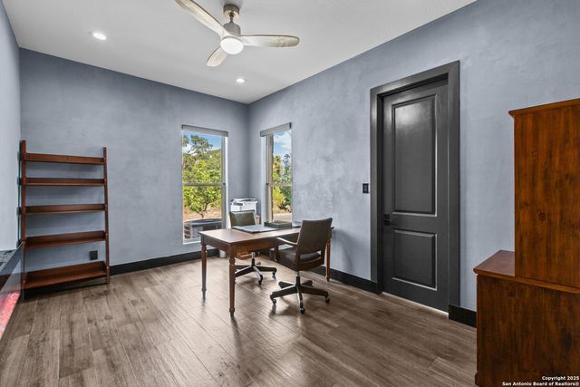 6 DOMINION MDWS, San Antonio, TX 78257