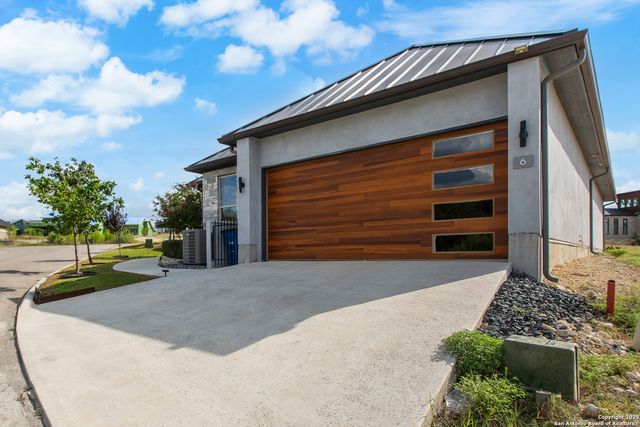 6 DOMINION MDWS, San Antonio, TX 78257