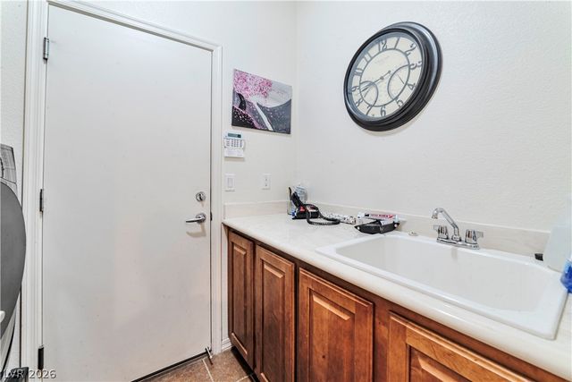 5915 Karnes Ranch Avenue, Las Vegas, NV 89131