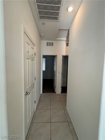 5672 Sartorial Street, Las Vegas, NV 89118