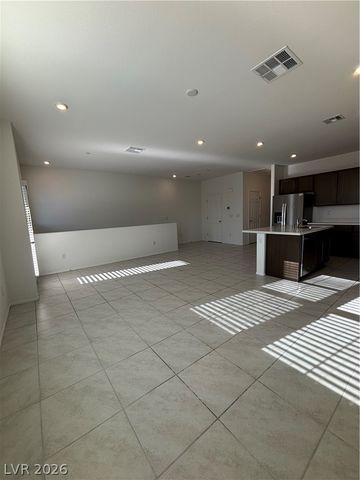 5672 Sartorial Street, Las Vegas, NV 89118