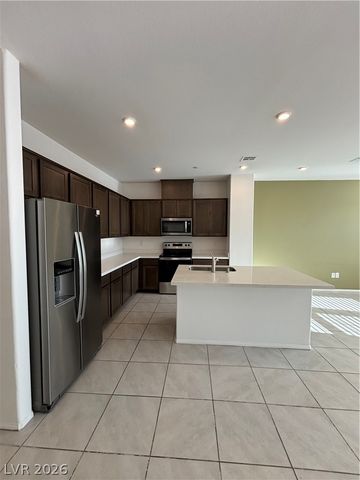 5672 Sartorial Street, Las Vegas, NV 89118