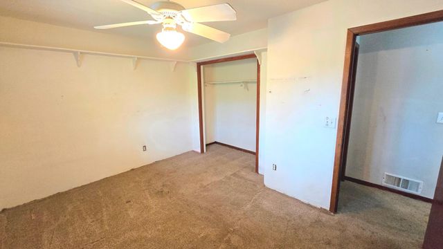 1012 104th Avenue NW, Coon Rapids, MN 55433
