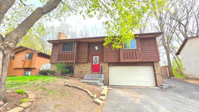 1012 104th Avenue NW, Coon Rapids, MN 55433