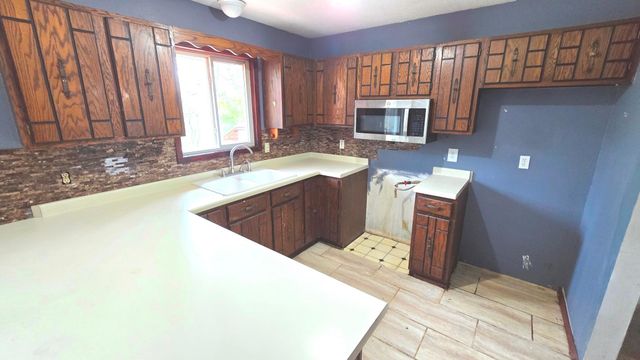 1012 104th Avenue NW, Coon Rapids, MN 55433