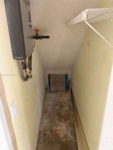 4825 SW 149th Ct 18B, Miami, FL 33185