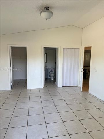 4825 SW 149th Ct 18B, Miami, FL 33185