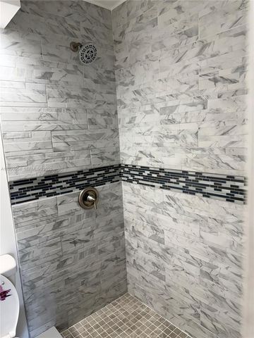 4825 SW 149th Ct 18B, Miami, FL 33185