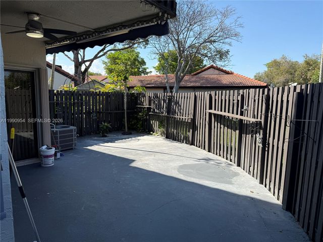 4825 SW 149th Ct 18B, Miami, FL 33185