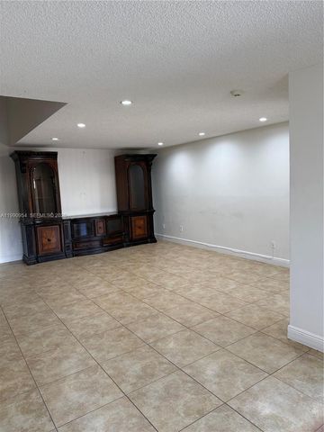 4825 SW 149th Ct 18B, Miami, FL 33185