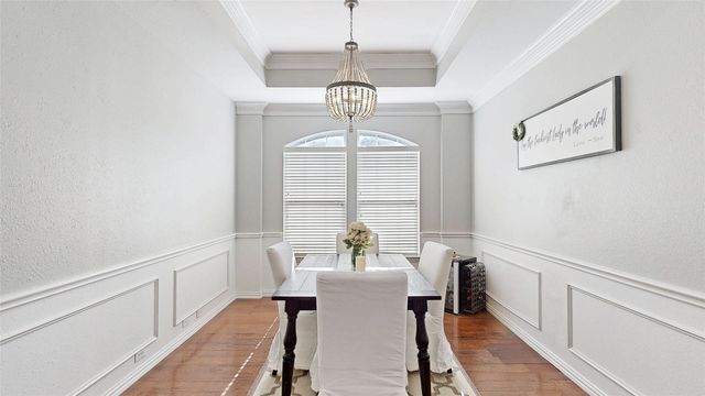 6869 Shoreview Drive, Grand Prairie, TX 75054