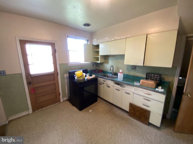 3909 24TH AVE, Temple Hills, MD 20748