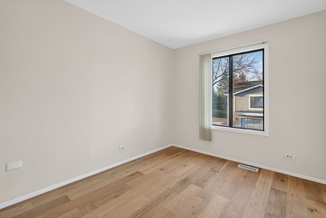 455 Kennedy Place, Vernon Hills, IL 60061