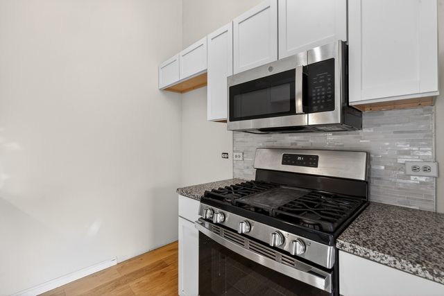 455 Kennedy Place, Vernon Hills, IL 60061