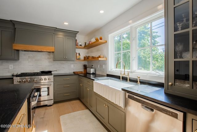 157 Monmouth Avenue, Atlantic Highlands, NJ 07716