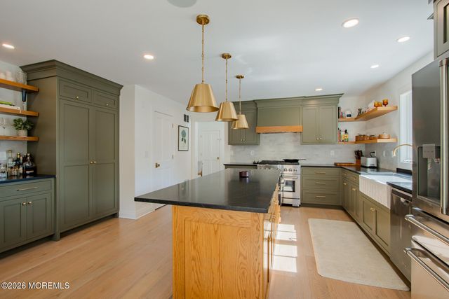157 Monmouth Avenue, Atlantic Highlands, NJ 07716