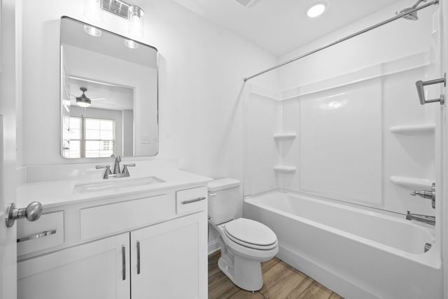 2907 Ashland City Rd Apt 105, Clarksville, TN 37043