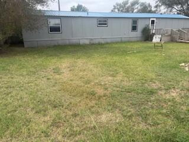 6806 N County Rd 1630, Shallowater, TX 79363