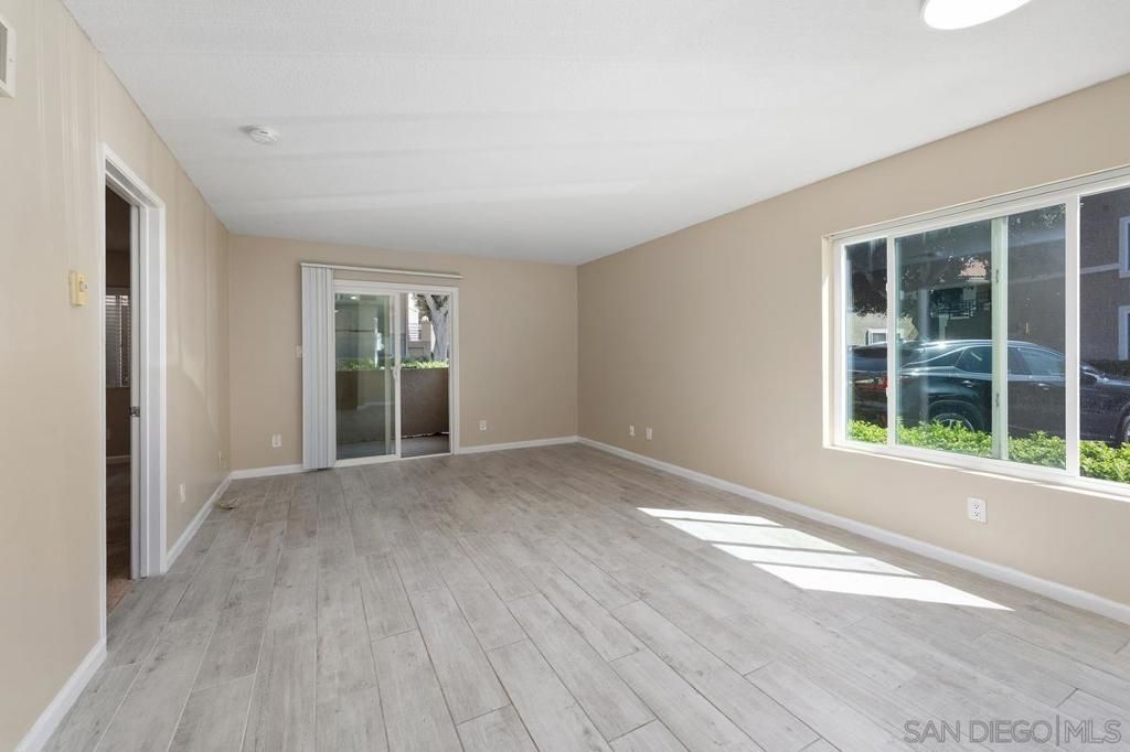7425 Charmant Dr 2601, San Diego, CA 92122 — photo 5
