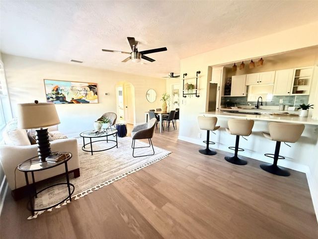 3800 1ST AVENUE S, St Petersburg, FL 33711