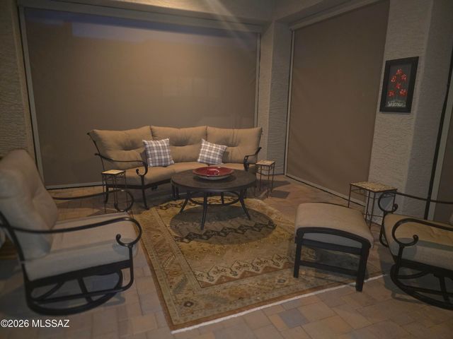 43 E Peralta Canyon Court, Oro Valley, AZ 85755